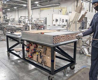 Assembly workstation - r3 (2)