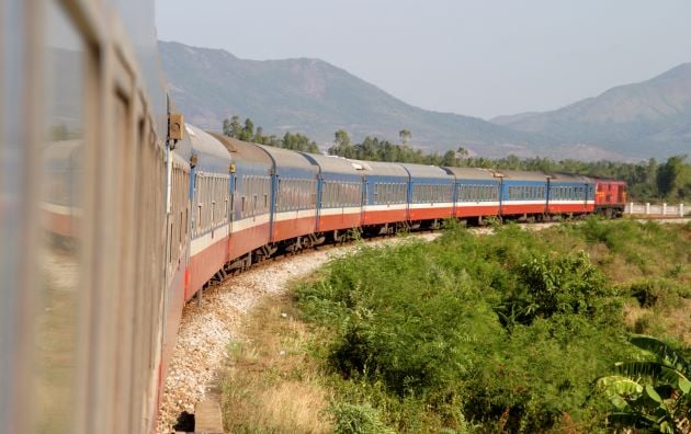 transit-cooling-long-distance-train-website